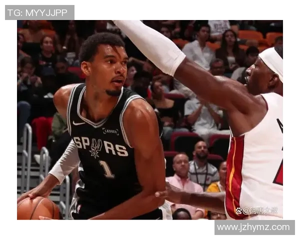 马刺与国王激战10月7日NBA季前赛精彩回顾与分析